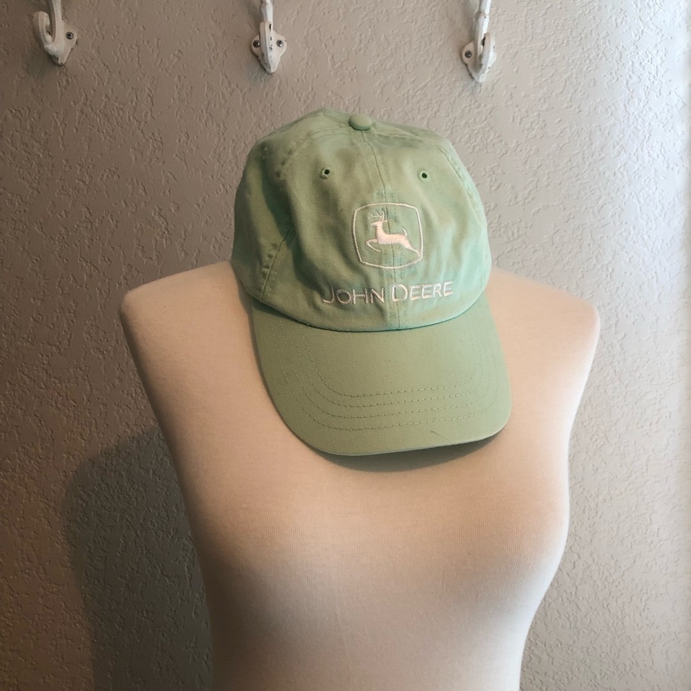 Women’s John Deere hat